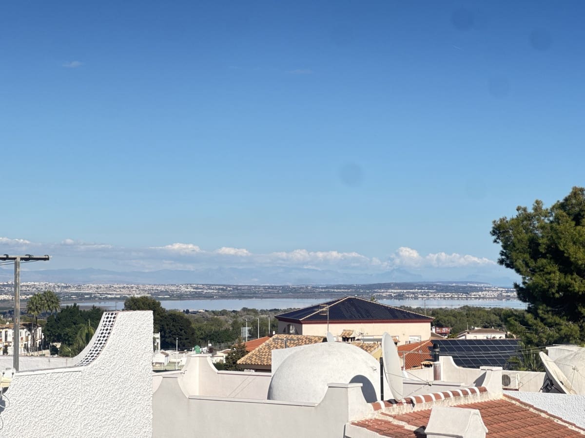 3 sovrum Villa till salu i Villamartin med pool - 375 000 € (Ref: 9427013)