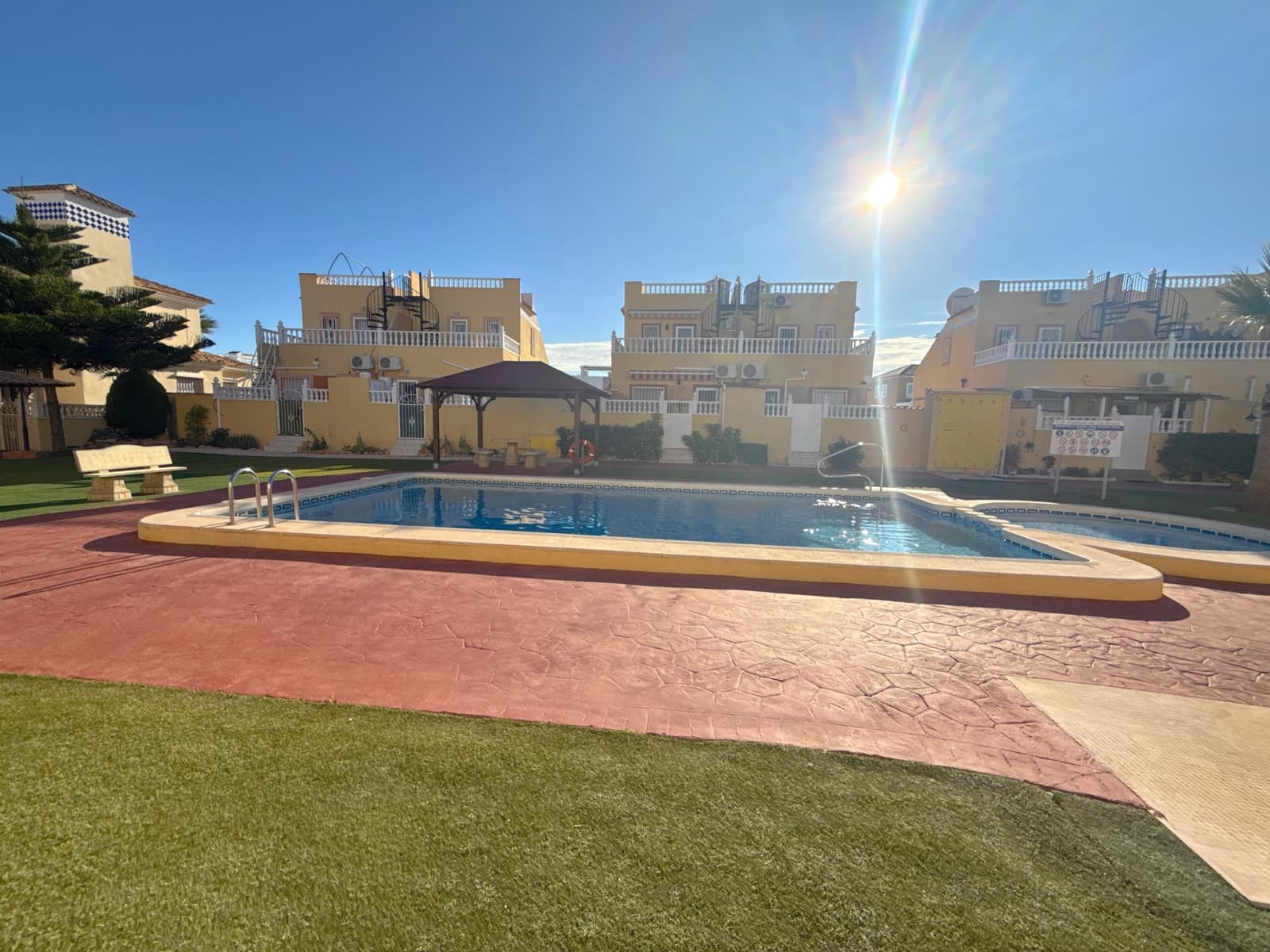 2 bedroom Townhouse for sale in La Zenia with pool - € 209,950 (Ref: 9427024)