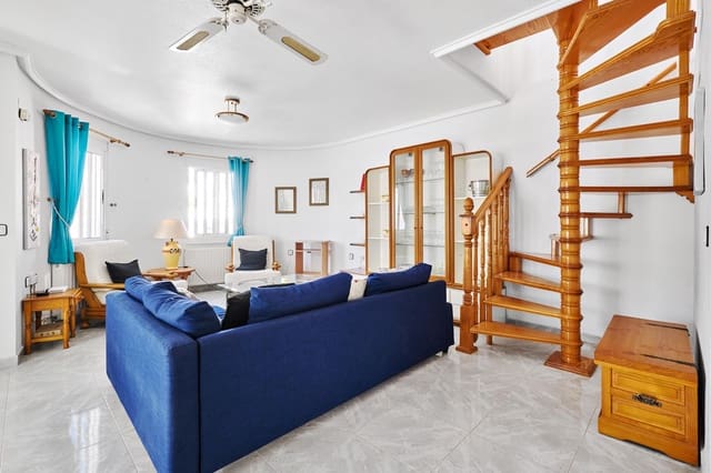 3 slaapkamer Villa te koop in Pinar de Campoverde, Pilar de la Horadada met zwembad - € 249.000 (Ref: 9427027)