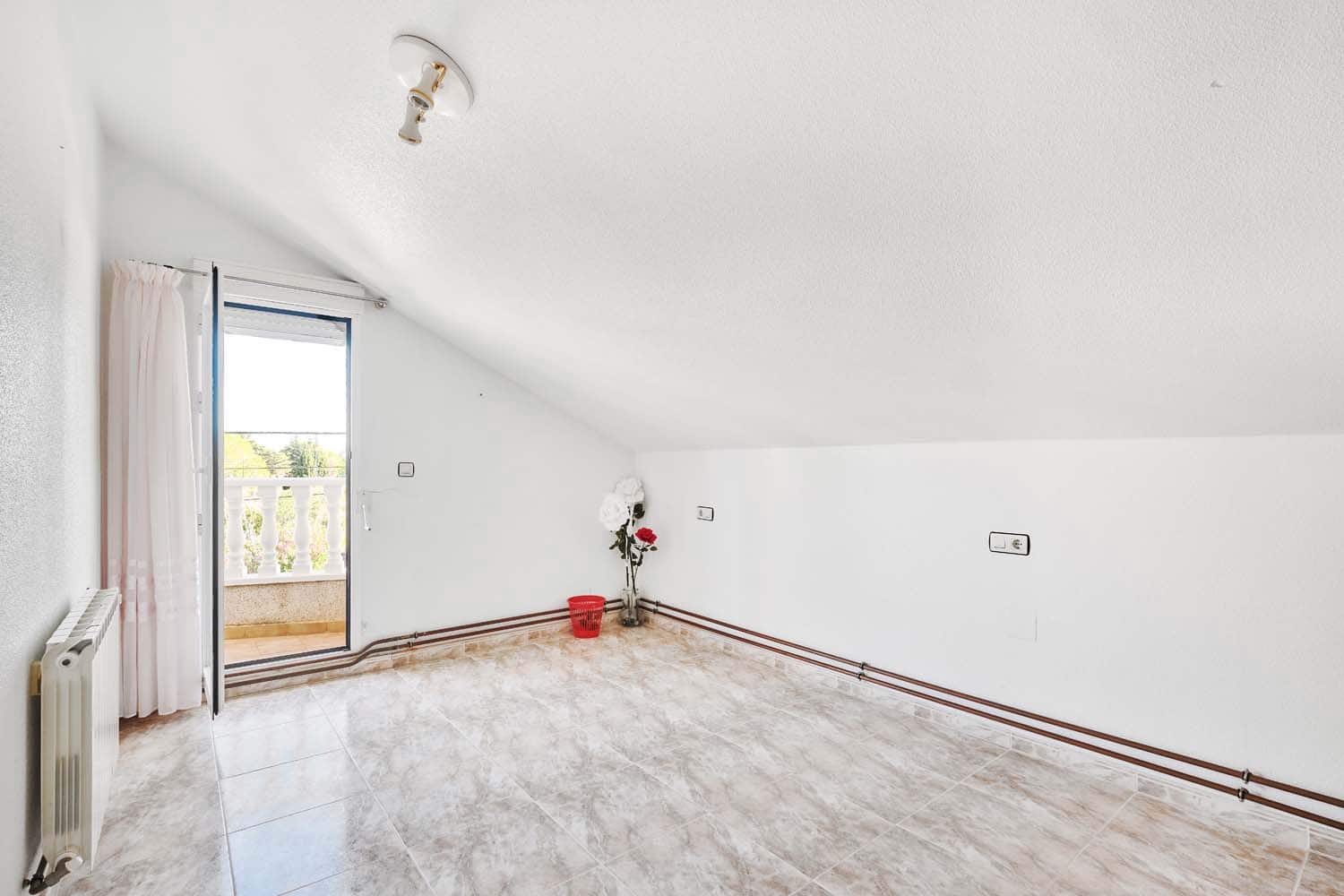 7 bedroom Villa for sale in Pinar de Campoverde with pool - € 575,000 (Ref: 9427028)