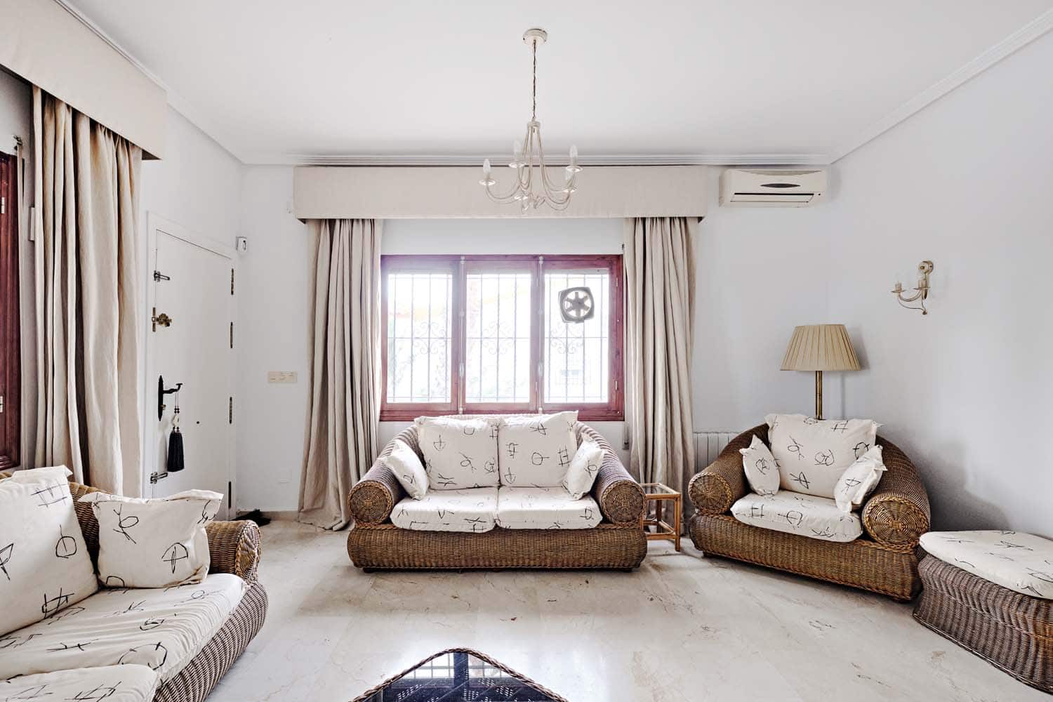 4 sovrum Villa till salu i Pinar de Campoverde med pool - 450 000 € (Ref: 9427030)