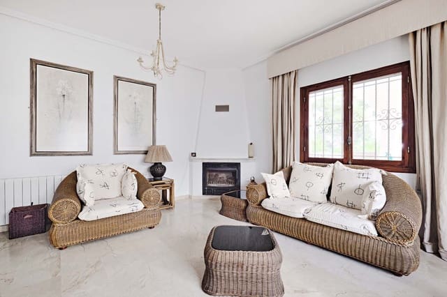 4 chambre Villa/Maison à vendre à Pinar de Campoverde, Pilar de la Horadada avec piscine - 450 000 € (Ref: 9427030)