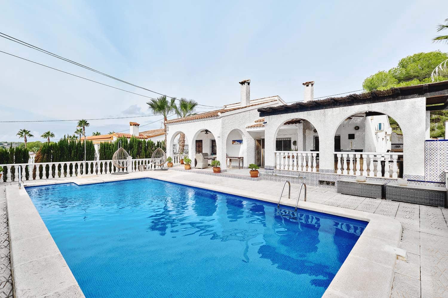 4 sovrum Villa till salu i Pinar de Campoverde med pool - 450 000 € (Ref: 9427030)