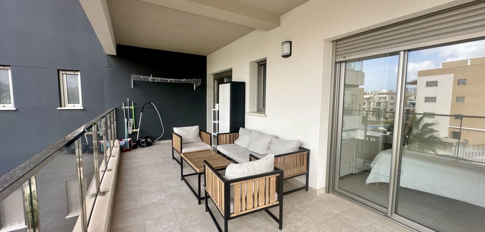 3 chambre Appartement à vendre à Villamartin avec piscine - 320 000 € (Ref: 9431191)