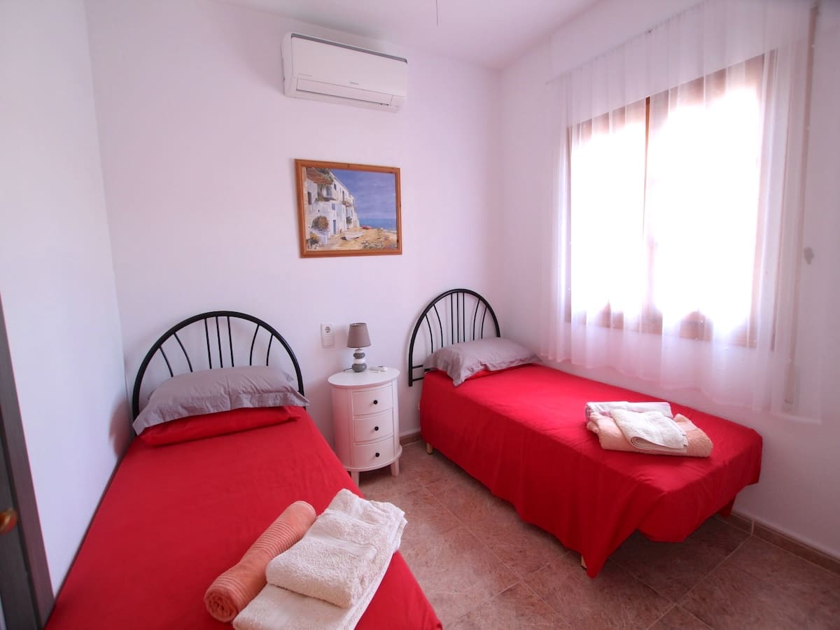 4 sypialnia Willa na sprzedaż w Atalaya Park z basenem - 365 000 € (Ref: 9431197)