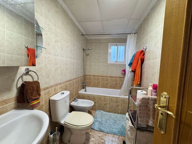 2 bedroom Apartment for sale in Punta Prima, Orihuela with pool - € 159,900 (Ref: 9438448)