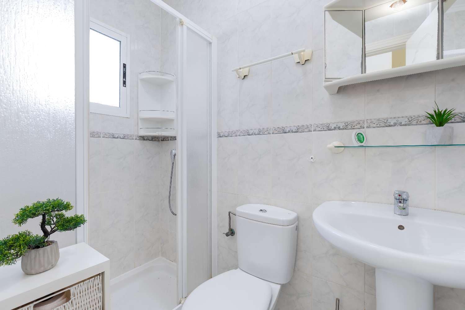 2 Zimmer Haus zu verkaufen in Villamartin mit Pool - 249.000 € (Ref: 9438449)