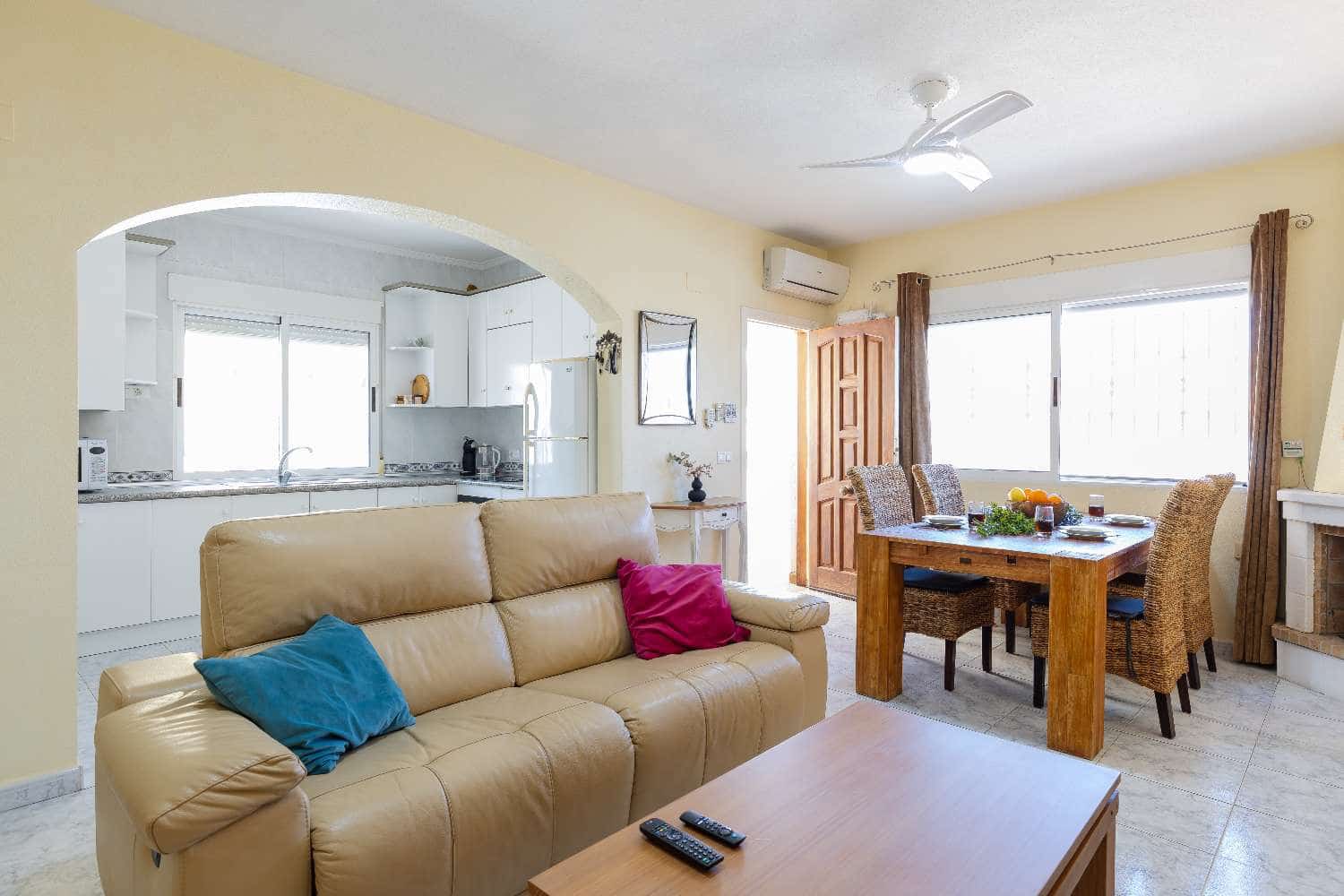 2 Zimmer Haus zu verkaufen in Villamartin mit Pool - 249.000 € (Ref: 9438449)