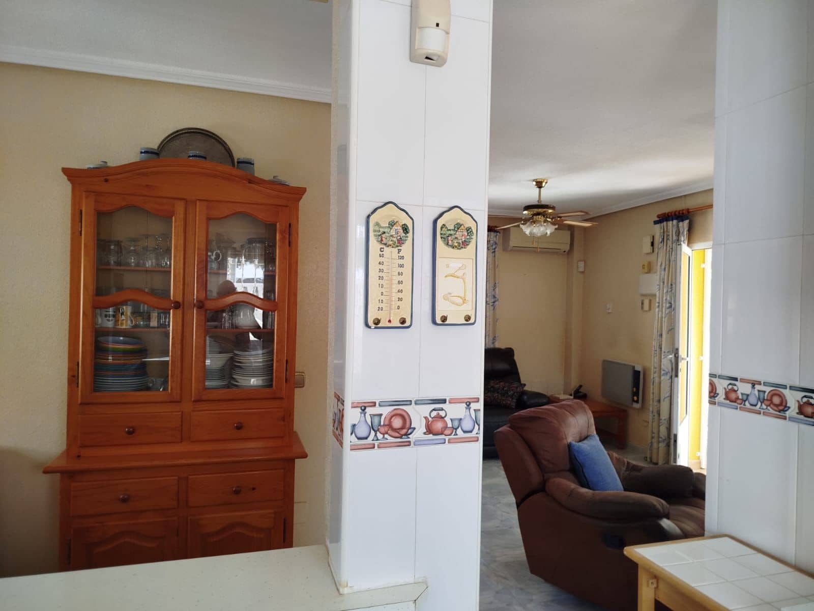 3 slaapkamer Villa te koop in La Zenia met zwembad - € 379.000 (Ref: 9440305)