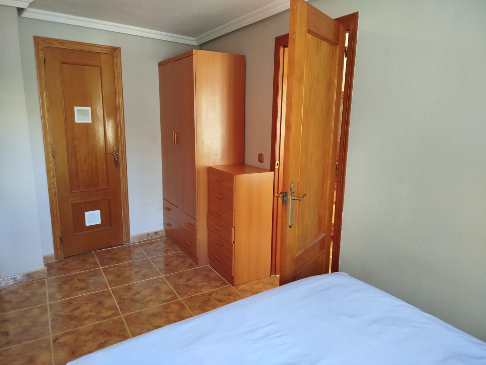 3 slaapkamer Villa te koop in La Zenia met zwembad - € 379.000 (Ref: 9440305)