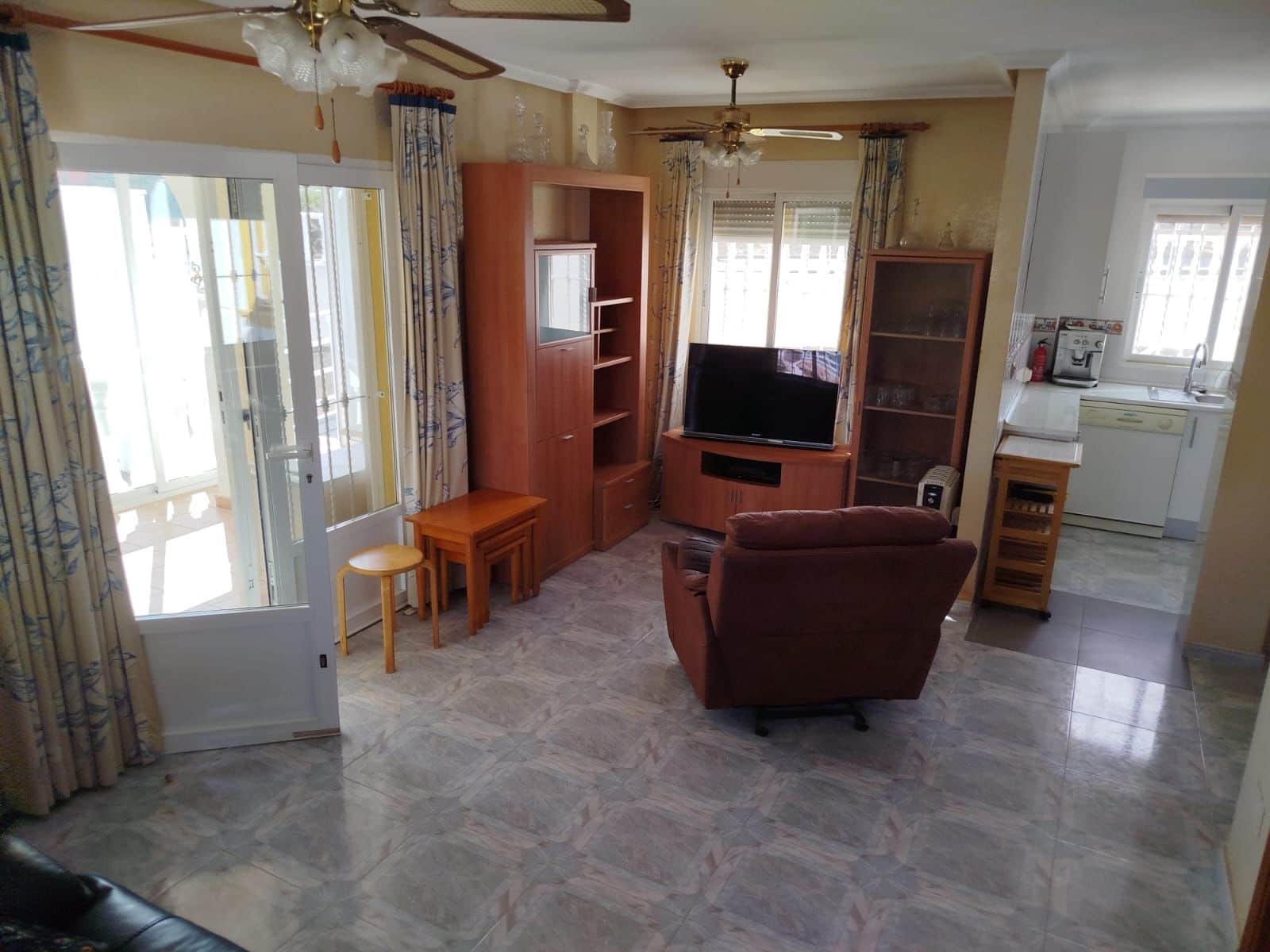 3 slaapkamer Villa te koop in La Zenia met zwembad - € 379.000 (Ref: 9440305)