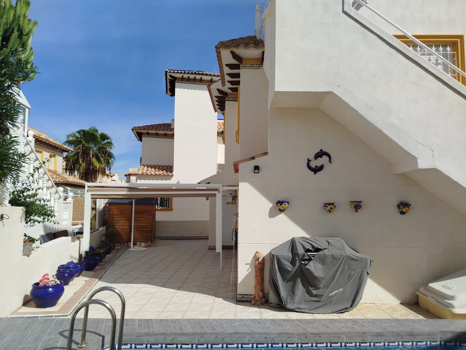 3 slaapkamer Villa te koop in La Zenia met zwembad - € 379.000 (Ref: 9440305)