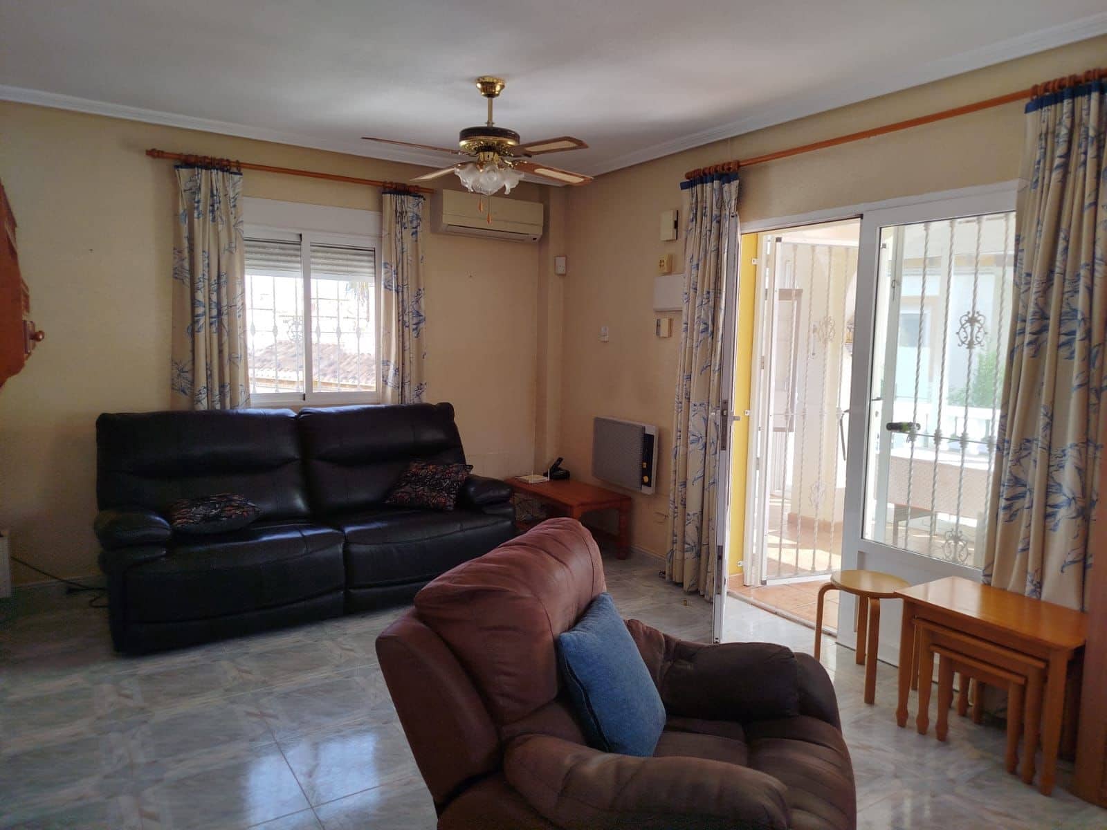3 slaapkamer Villa te koop in La Zenia met zwembad - € 379.000 (Ref: 9440305)
