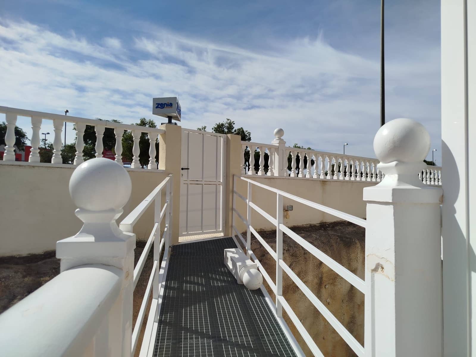 3 slaapkamer Villa te koop in La Zenia met zwembad - € 379.000 (Ref: 9440305)