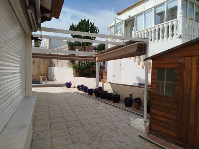 3 slaapkamer Villa te koop in La Zenia, Orihuela met zwembad - € 379.000 (Ref: 9440305)