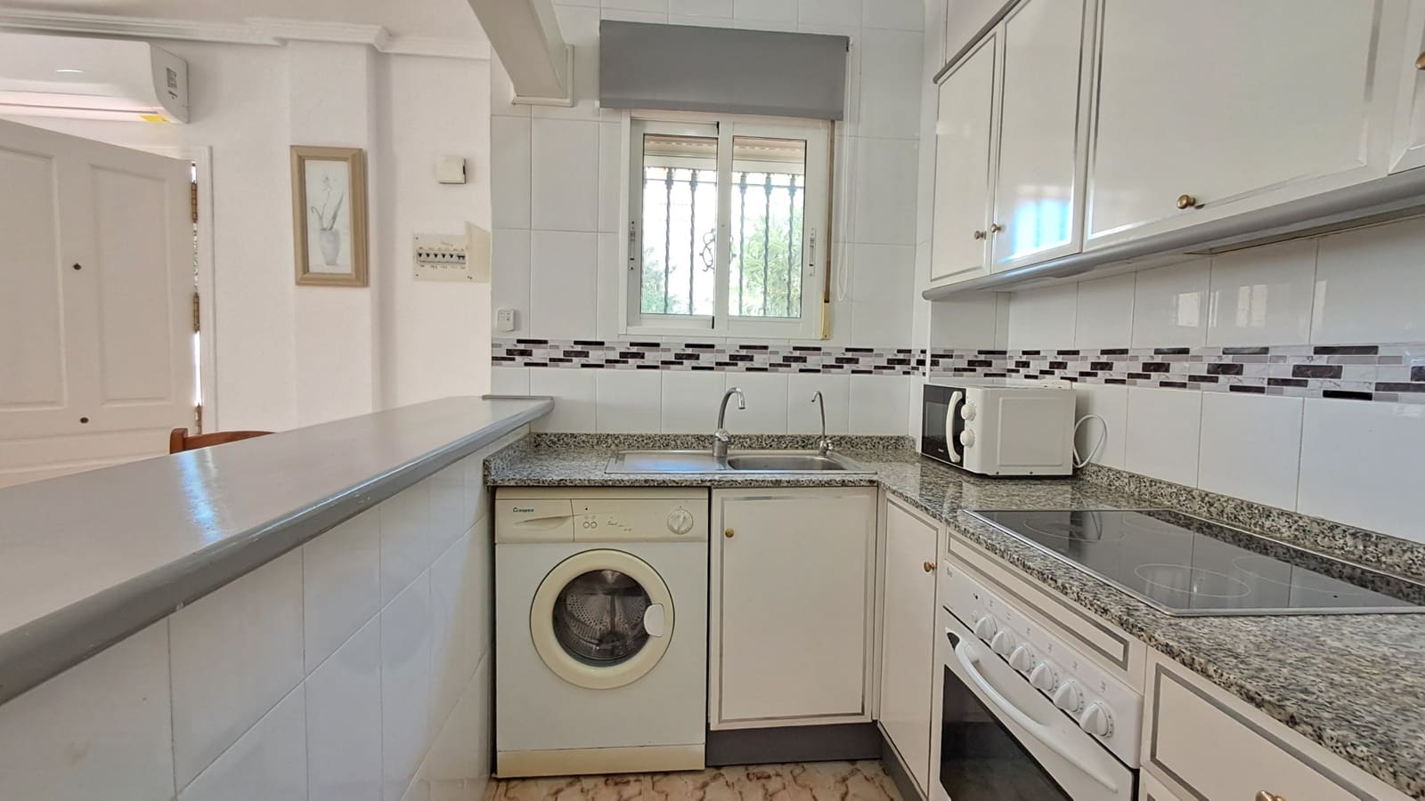 2 slaapkamer Villa te koop in Playa Flamenca met zwembad - € 219.000 (Ref: 9440309)