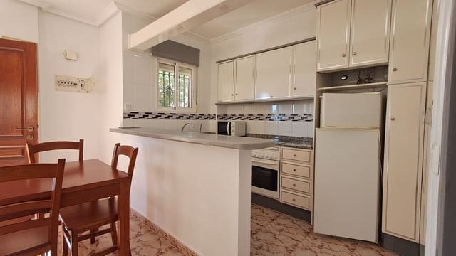 2 slaapkamer Villa te koop in Playa Flamenca, Orihuela met zwembad - € 219.000 (Ref: 9440309)