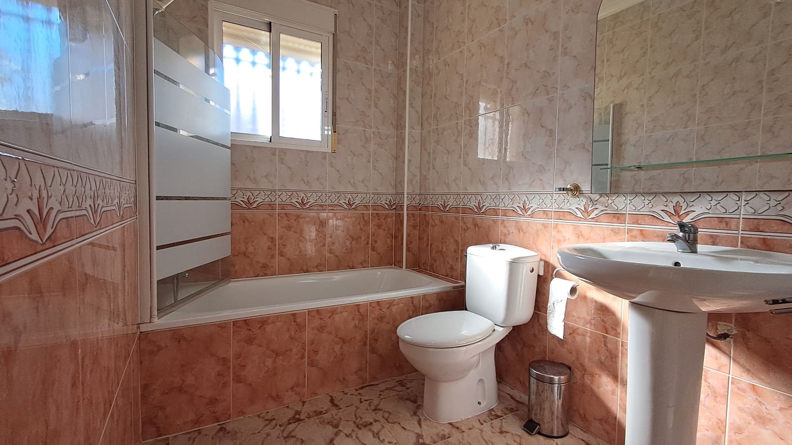 2 slaapkamer Villa te koop in Playa Flamenca met zwembad - € 219.000 (Ref: 9440309)