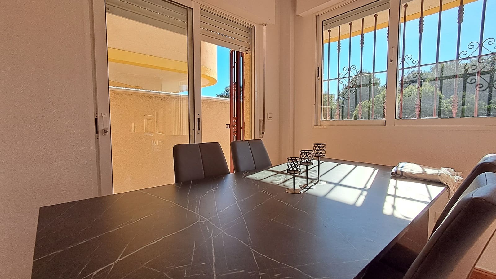 3 slaapkamer Huis te koop in La Zenia met zwembad - € 210.000 (Ref: 9440310)