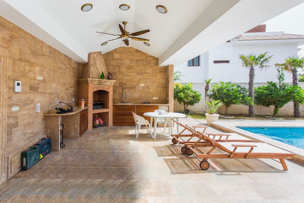 6 soveværelse Villa til salg i Cabo Roig med swimmingpool - € 4.500.000 (Ref: 9440313)