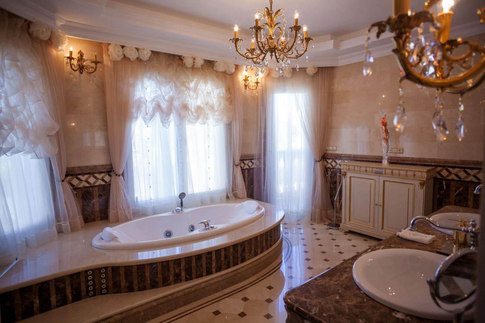 6 soveværelse Villa til salg i Cabo Roig med swimmingpool - € 4.500.000 (Ref: 9440313)