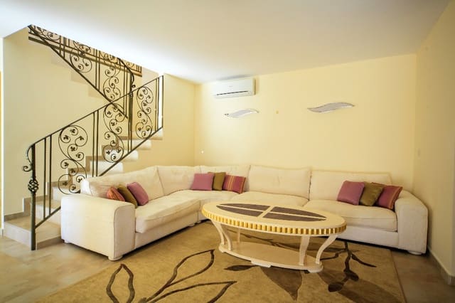 3 chambre Villa/Maison à vendre à Cabo Roig, Orihuela - 1 300 000 € (Ref: 9440319)