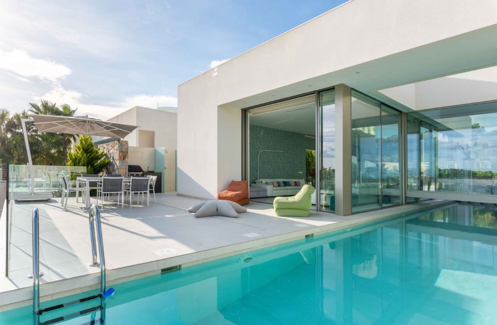 3 chambre Villa/Maison à vendre à Las Colinas Golf avec piscine - 875 000 € (Ref: 9440325)