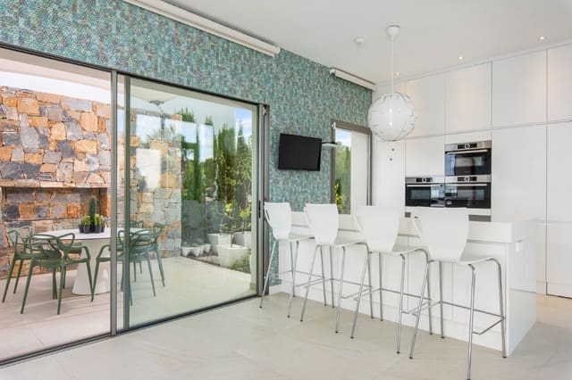 3 slaapkamer Villa te koop in Las Colinas Golf, Orihuela met zwembad - € 875.000 (Ref: 9440325)