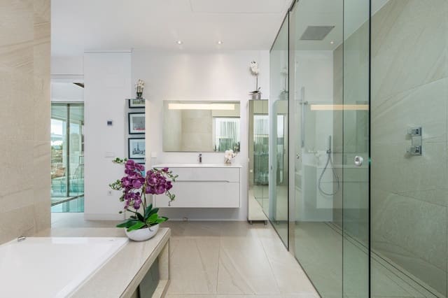 3 slaapkamer Villa te koop in Las Colinas Golf, Orihuela met zwembad - € 875.000 (Ref: 9440325)