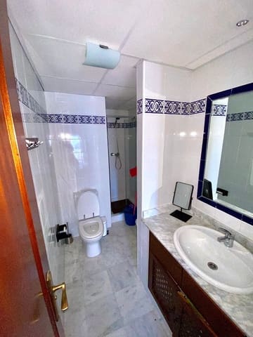 3 sovrum Lägenhet till salu i Playa de los Locos, Torrevieja - 259 000 € (Ref: 9440326)