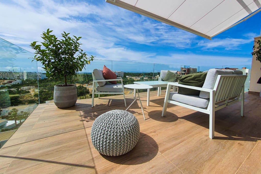 3 bedroom Apartment for sale in Las Colinas Golf with pool - € 499,000 (Ref: 9440327)