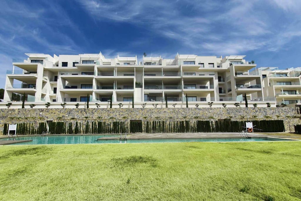 3 bedroom Apartment for sale in Las Colinas Golf with pool - € 499,000 (Ref: 9440327)