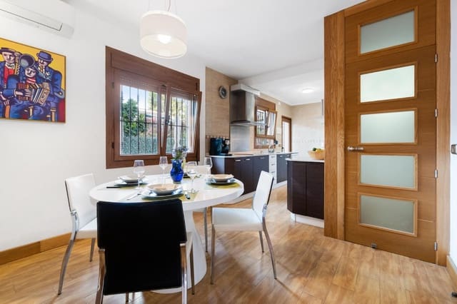 5 chambre Villa/Maison à vendre à Los Balcones avec piscine - 545 000 € (Ref: 9440328)