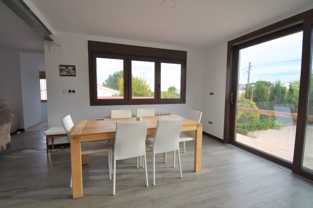 4 chambre Villa/Maison à vendre à Pinar de Campoverde avec piscine - 375 000 € (Ref: 9440329)