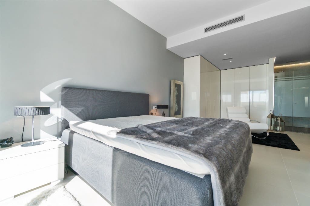 3 chambre Villa/Maison à vendre à Dehesa de Campoamor avec piscine - 1 250 000 € (Ref: 9440330)