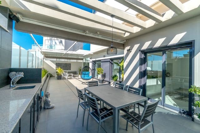 3 sypialnia Willa na sprzedaż w Dehesa de Campoamor, Orihuela z basenem - 1 250 000 € (Ref: 9440330)