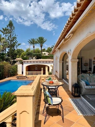 5 bedroom Villa for sale in Centro ciudad, Javea / Xàbia with pool - € 990,000 (Ref: 9440331)
