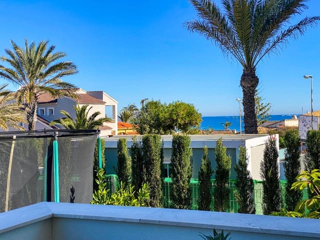 4 slaapkamer Villa te koop in La Zenia, Orihuela met zwembad - € 1.500.000 (Ref: 9440333)