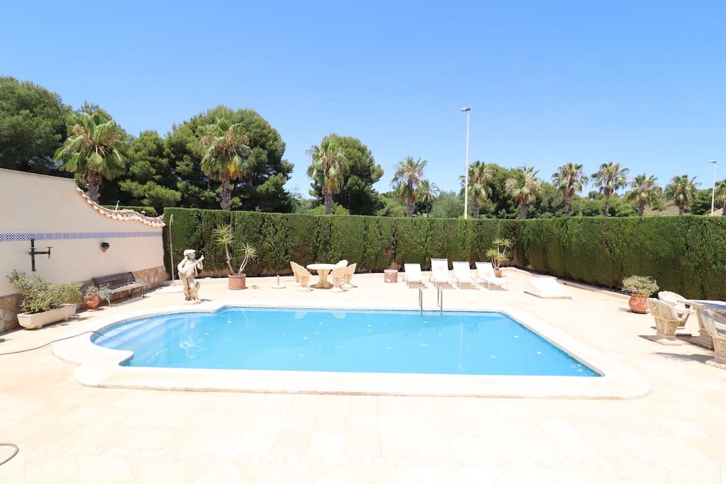 Chalet de 3 habitaciones en Las Ramblas Golf en venta con piscina - 550.000 € (Ref: 9440337)
