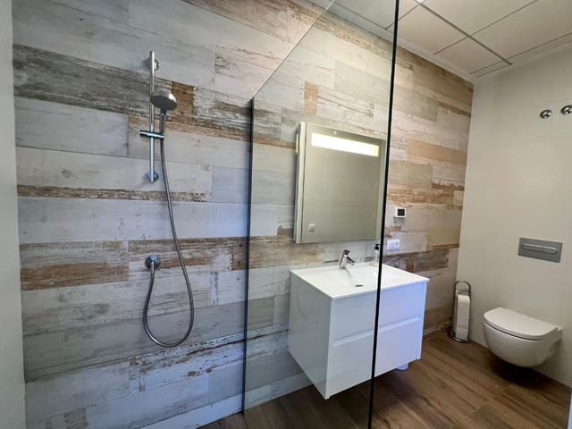 4 sypialnia Willa na sprzedaż w Las Colinas Golf, Orihuela z basenem - 630 000 € (Ref: 9440339)