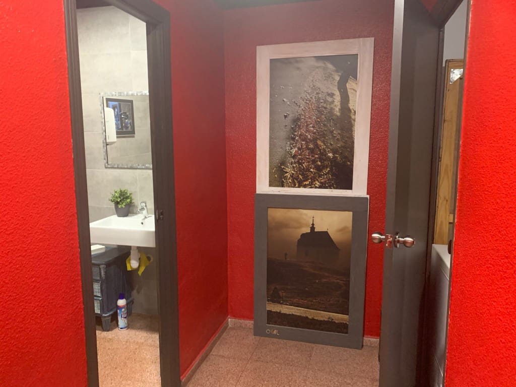 Commercieel te koop in Alicante stad - € 190.000 (Ref: 9440344)