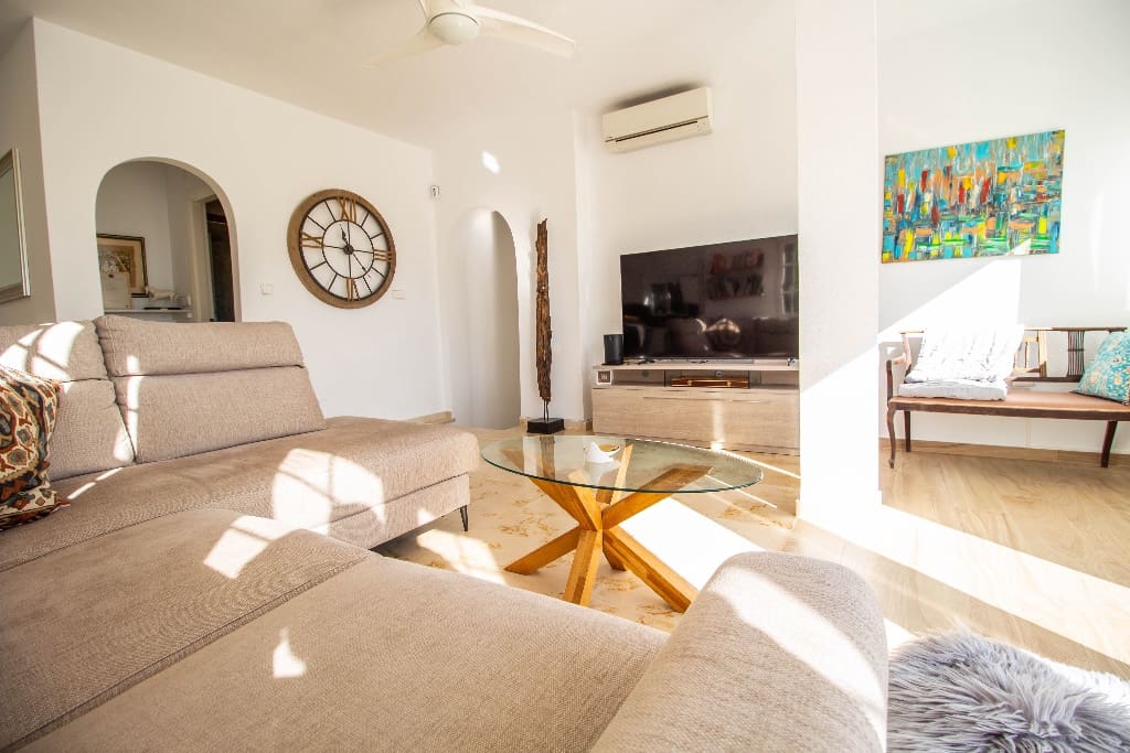 4 chambre Villa/Maison à vendre à Las Ramblas Golf avec piscine - 545 000 € (Ref: 9440356)