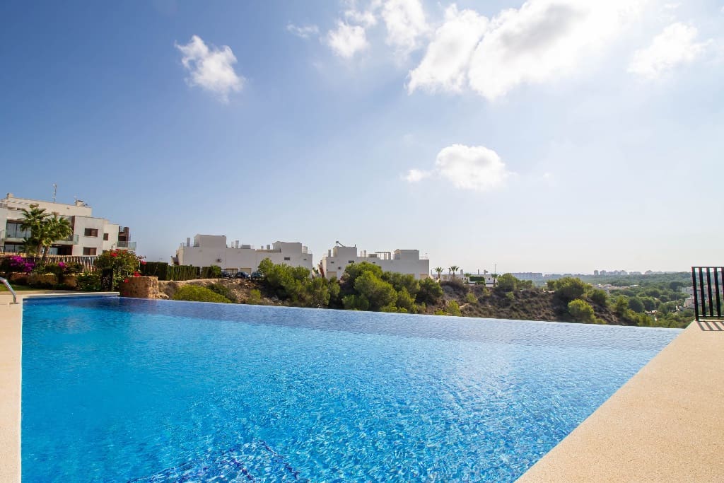 2 sovrum Lägenhet till salu i Las Ramblas Golf med pool - 295 000 € (Ref: 9440357)