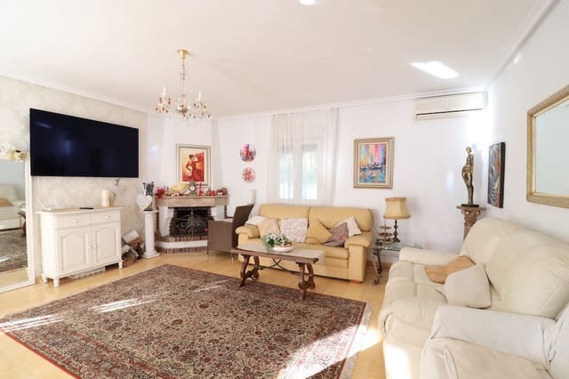 2 soveværelse Villa til salg i La Zenia, Orihuela med swimmingpool - € 510.000 (Ref: 9440360)