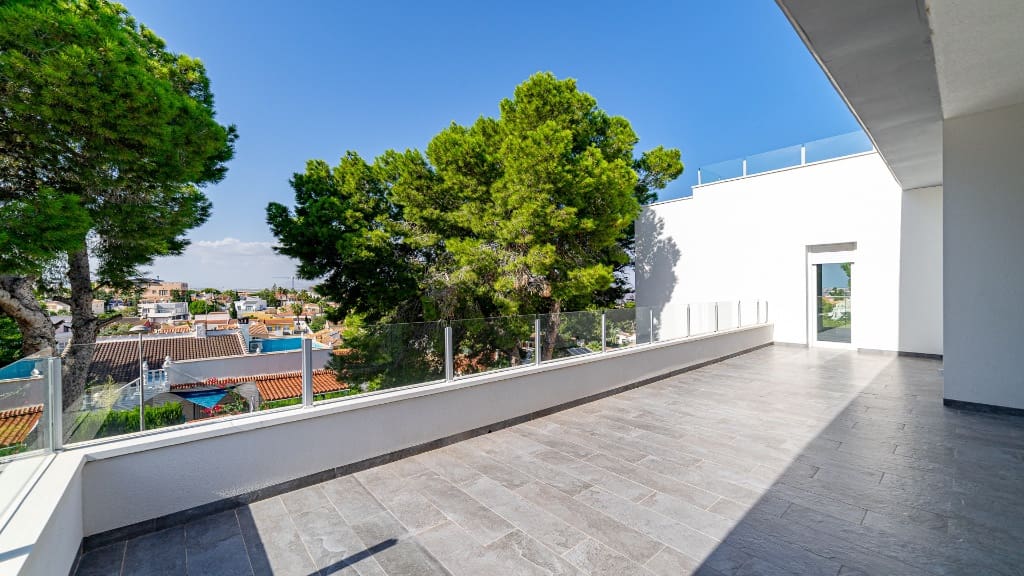 6 soveværelse Villa til salg i Los Balcones med swimmingpool - € 950.000 (Ref: 9440362)