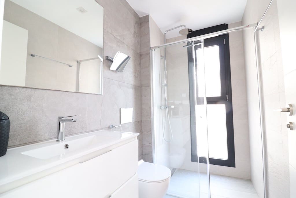 3 soveværelse Villa til salg i Cabo Roig med swimmingpool - € 450.000 (Ref: 9440363)