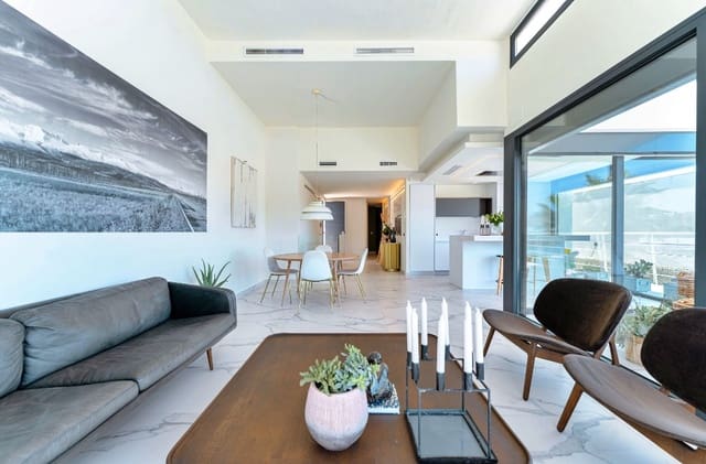 5 quarto Moradia para venda em San Miguel de Salinas com piscina - 799 900 € (Ref: 9440367)