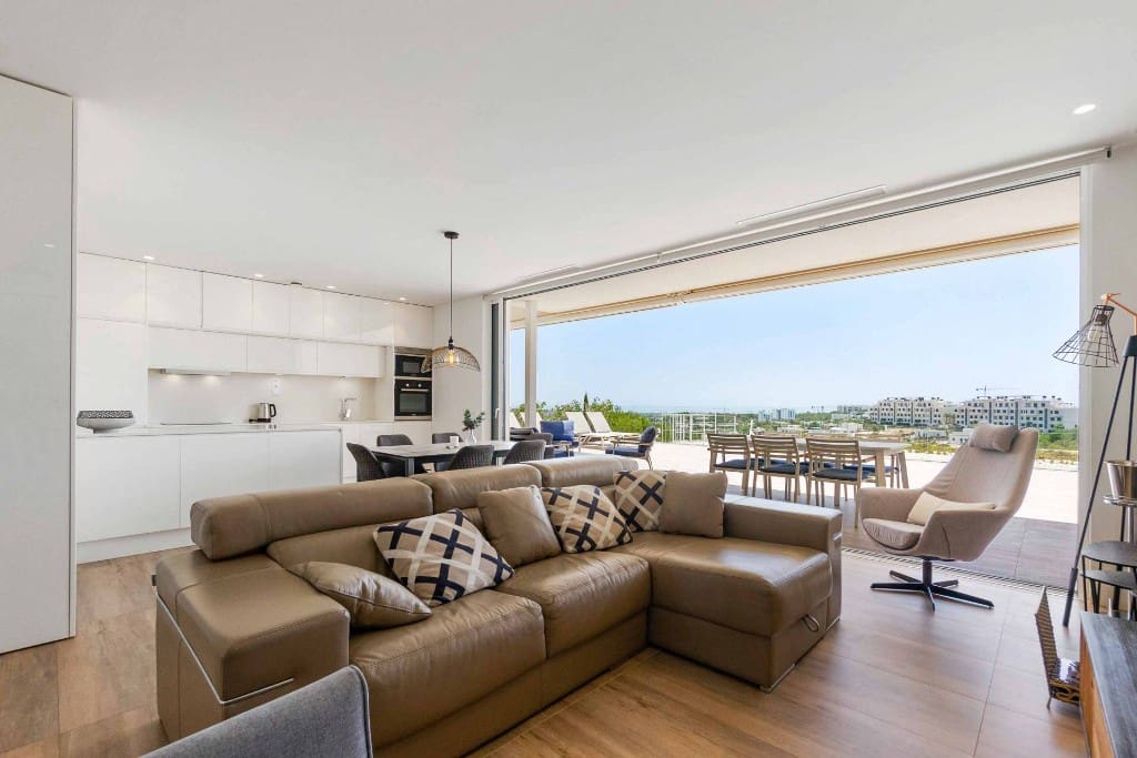 3 bedroom Apartment for sale in Las Colinas Golf with pool - € 519,000 (Ref: 9440369)