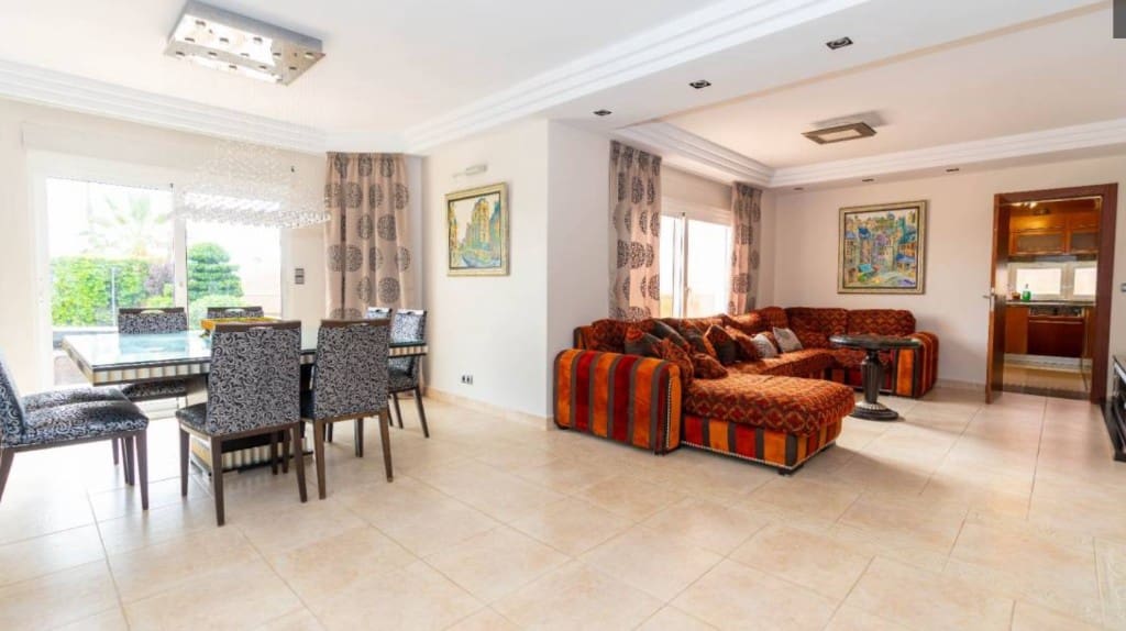 4 sovrum Villa till salu i Aguas Nuevas med pool - 890 000 € (Ref: 9440370)