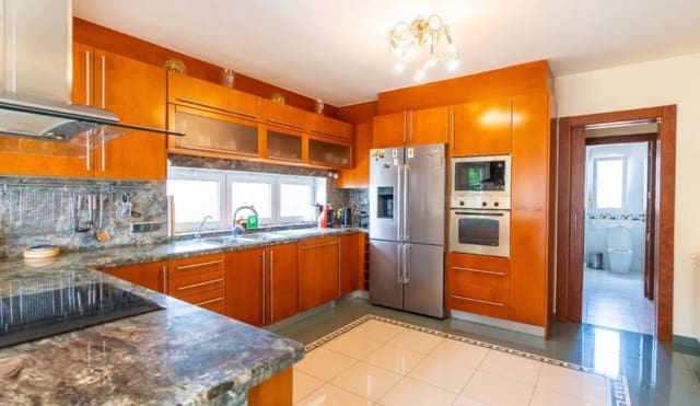 4 soveværelse Villa til salg i Aguas Nuevas, Torrevieja med swimmingpool - € 890.000 (Ref: 9440370)